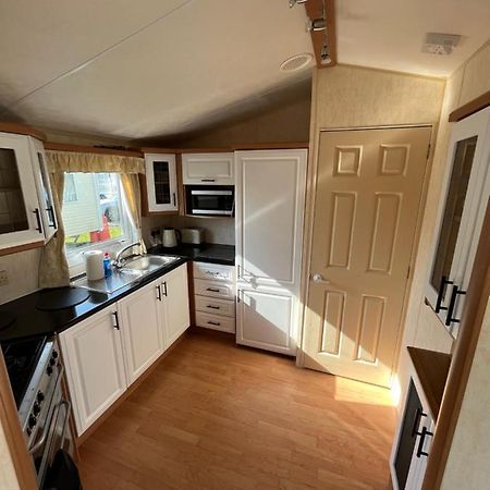 St Osyth Caravan Jaywick Sands Exteriör bild
