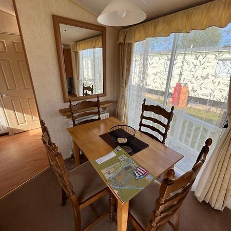 St Osyth Caravan Jaywick Sands Exteriör bild